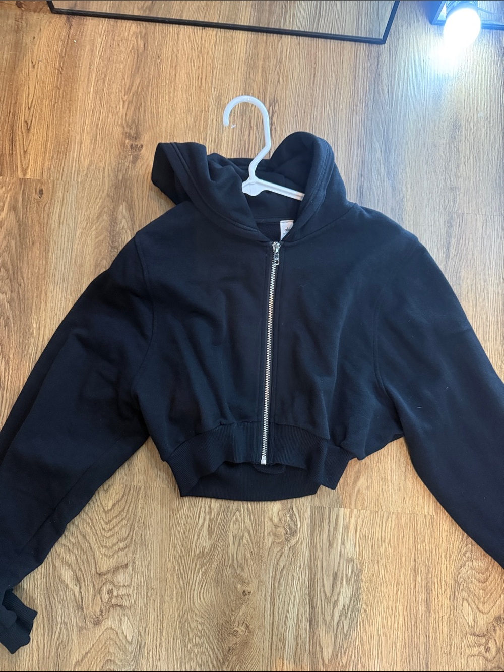 ALO Yoga Black Cropped Zip Hoodie